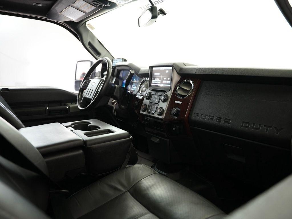 Ford Super Duty F-250 SRW 4WD Crew Cab 156" Platinum 2014