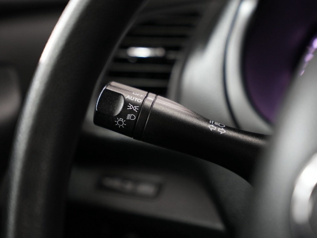 Nissan Altima 4dr Sdn I4 2.5 S 2013