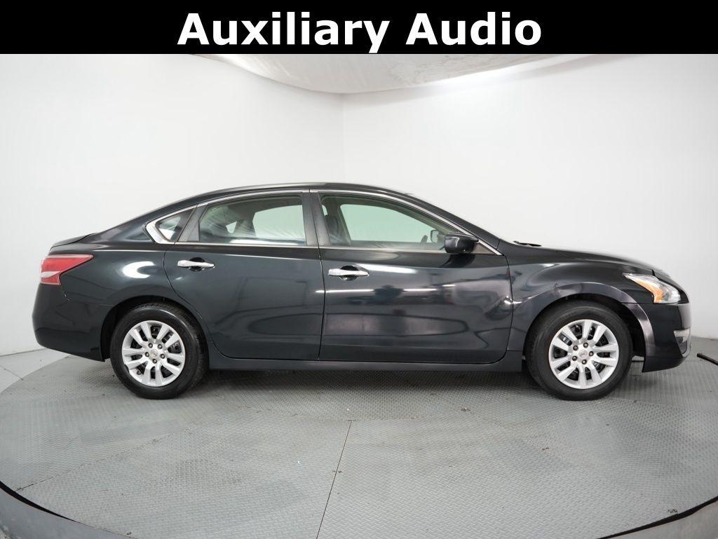 Nissan Altima 4dr Sdn I4 2.5 S 2013