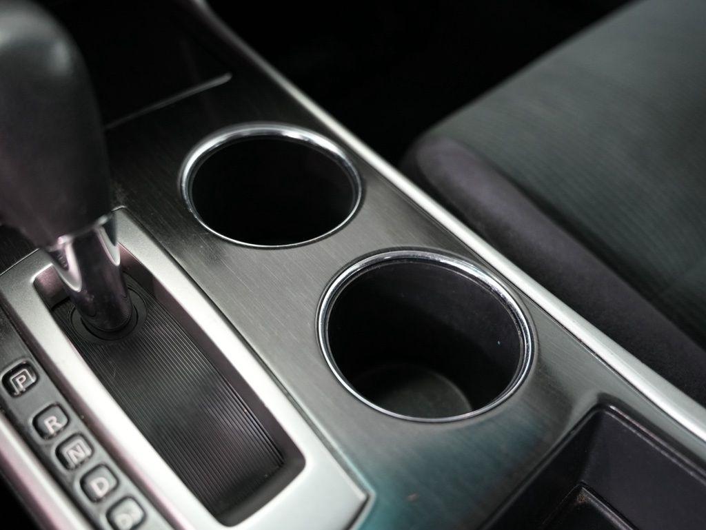 Nissan Altima 4dr Sdn I4 2.5 S 2013