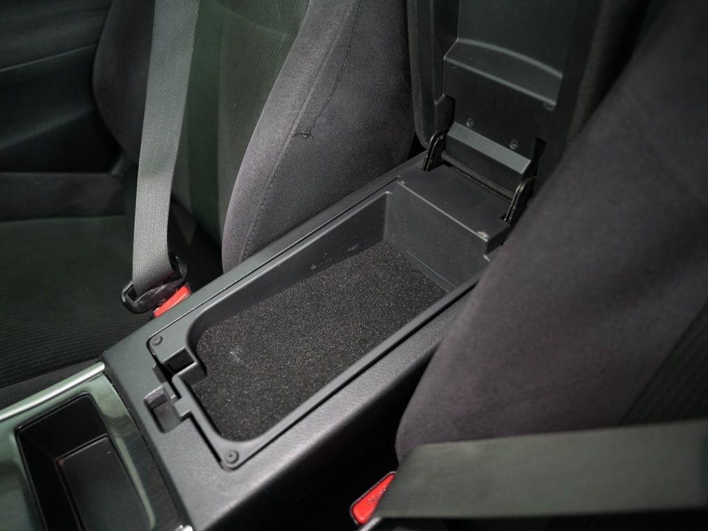 Nissan Altima 4dr Sdn I4 2.5 S 2013