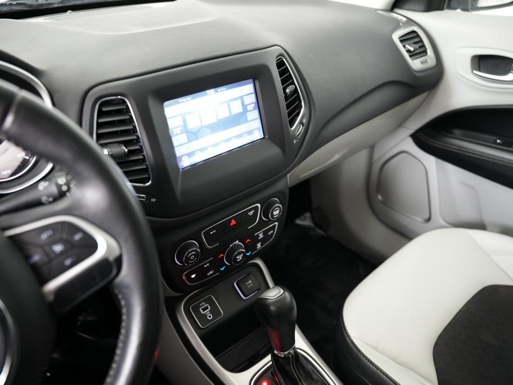 Jeep Compass Latitude FWD 2018