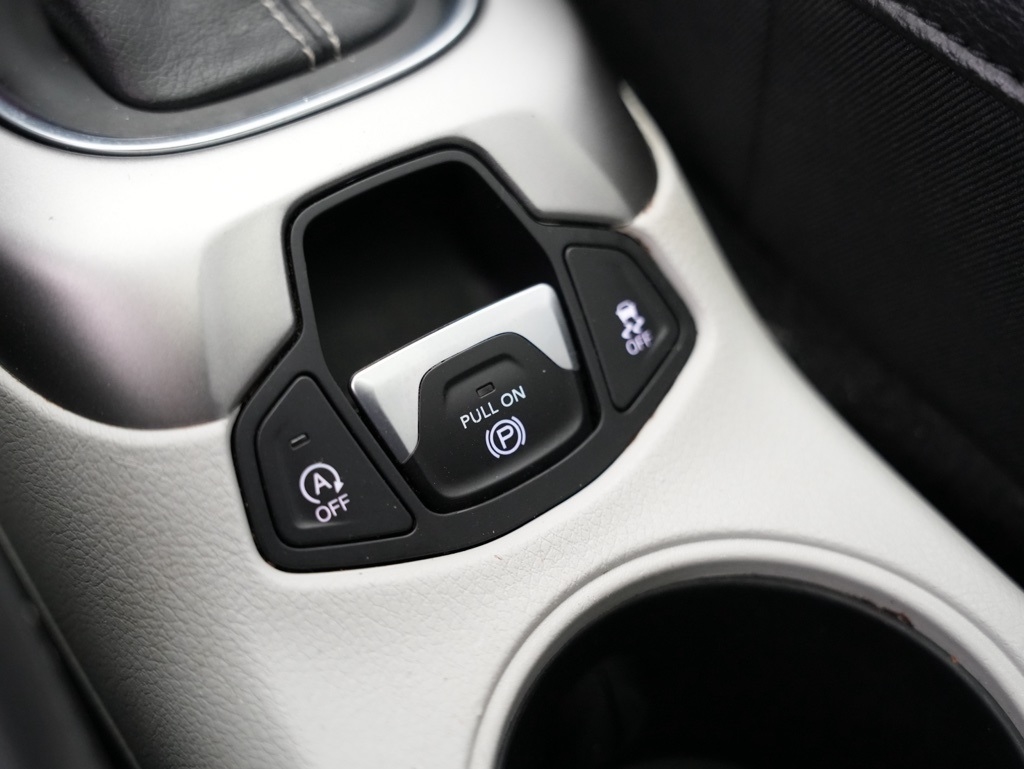 Jeep Compass Latitude FWD 2018