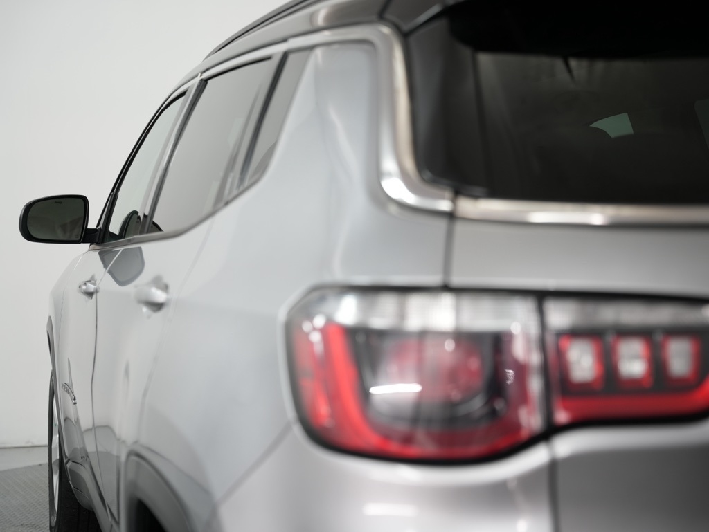 Jeep Compass Latitude FWD 2018