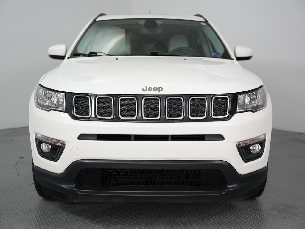 Jeep Compass Latitude w/Sun/Wheel Pkg FWD 2018