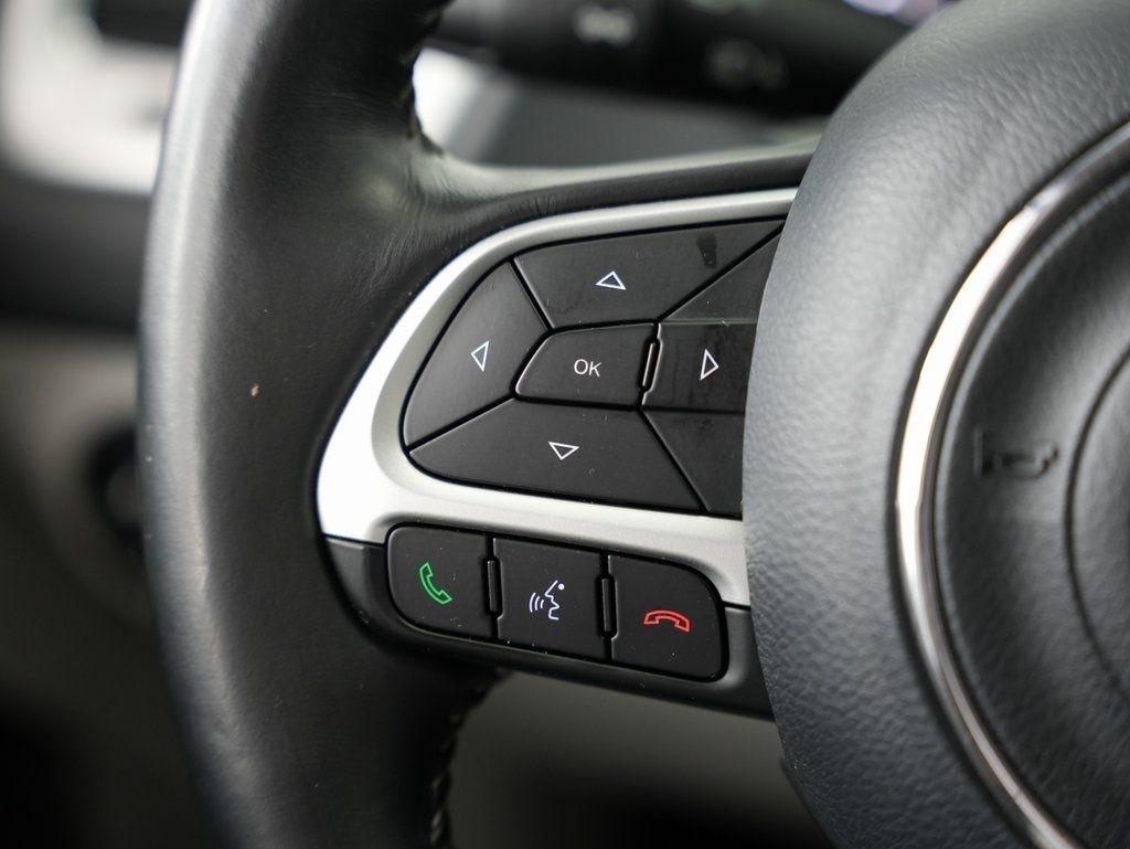 Jeep Compass Latitude w/Sun/Wheel Pkg FWD 2018