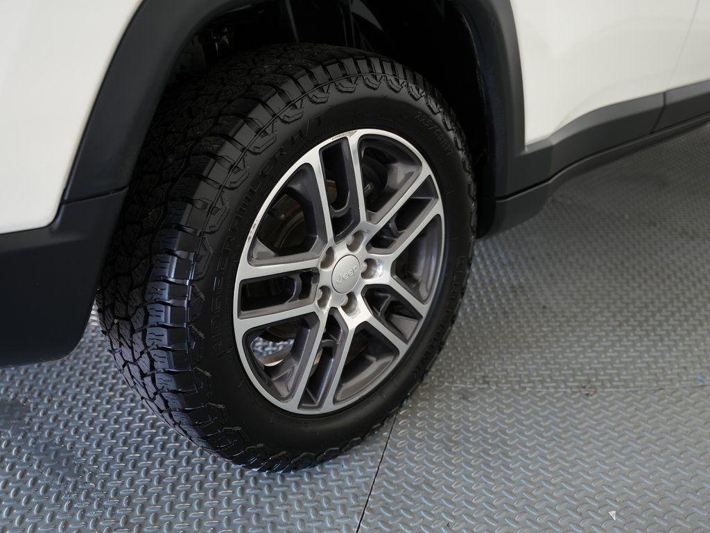 Jeep Compass Latitude w/Sun/Wheel Pkg FWD 2018