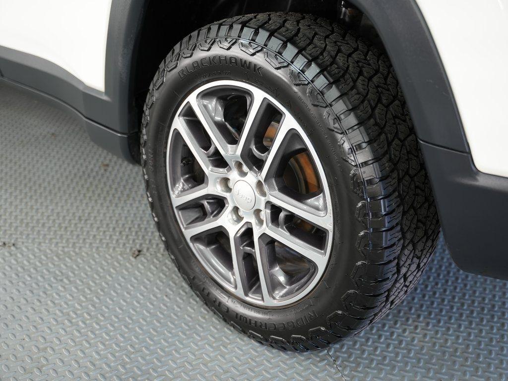 Jeep Compass Latitude w/Sun/Wheel Pkg FWD 2018