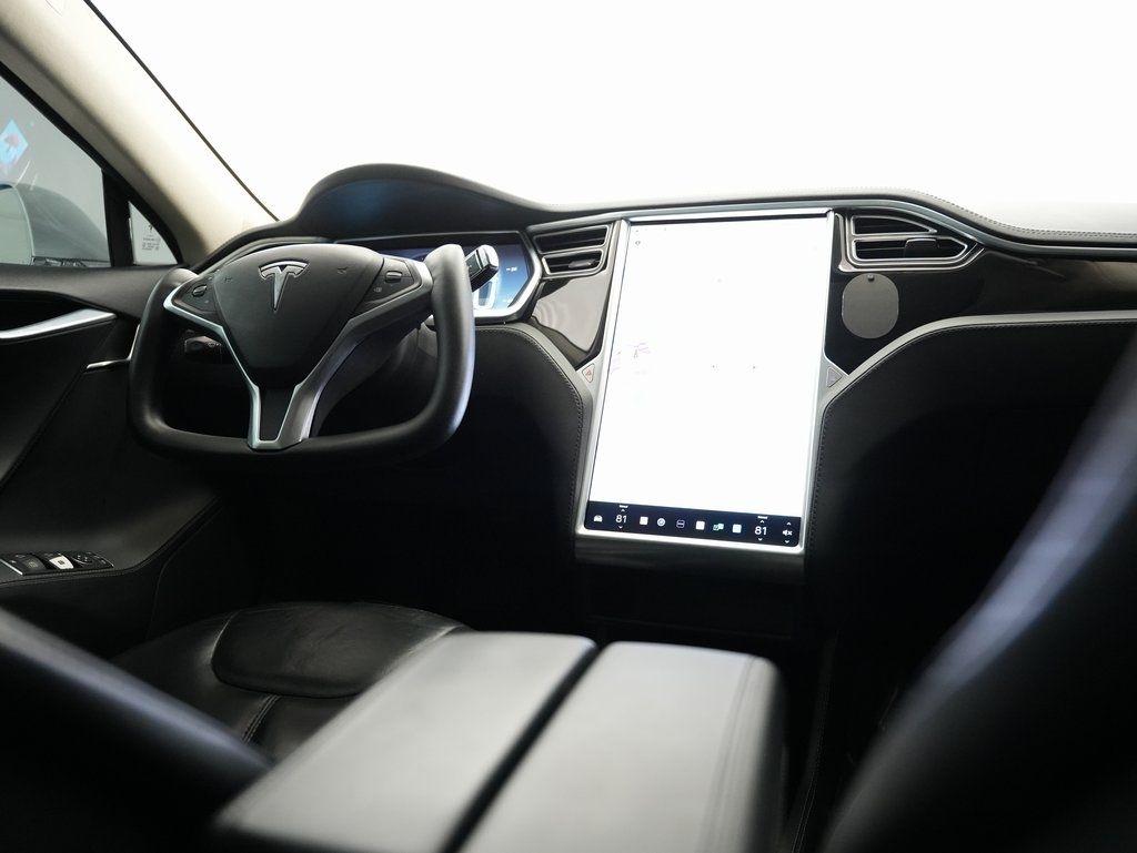 Tesla Model S 4dr Sdn 60 kWh Battery 2014