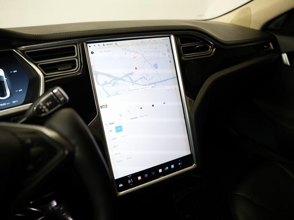 Tesla Model S 4dr Sdn 60 kWh Battery 2014