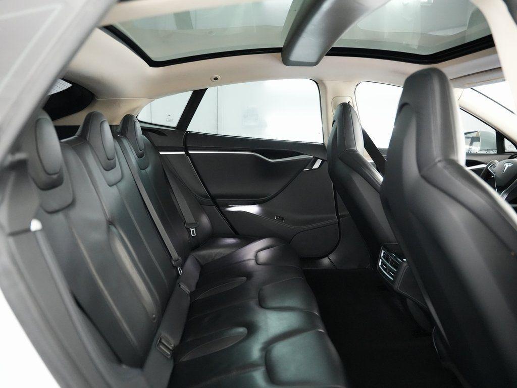Tesla Model S 4dr Sdn 60 kWh Battery 2014