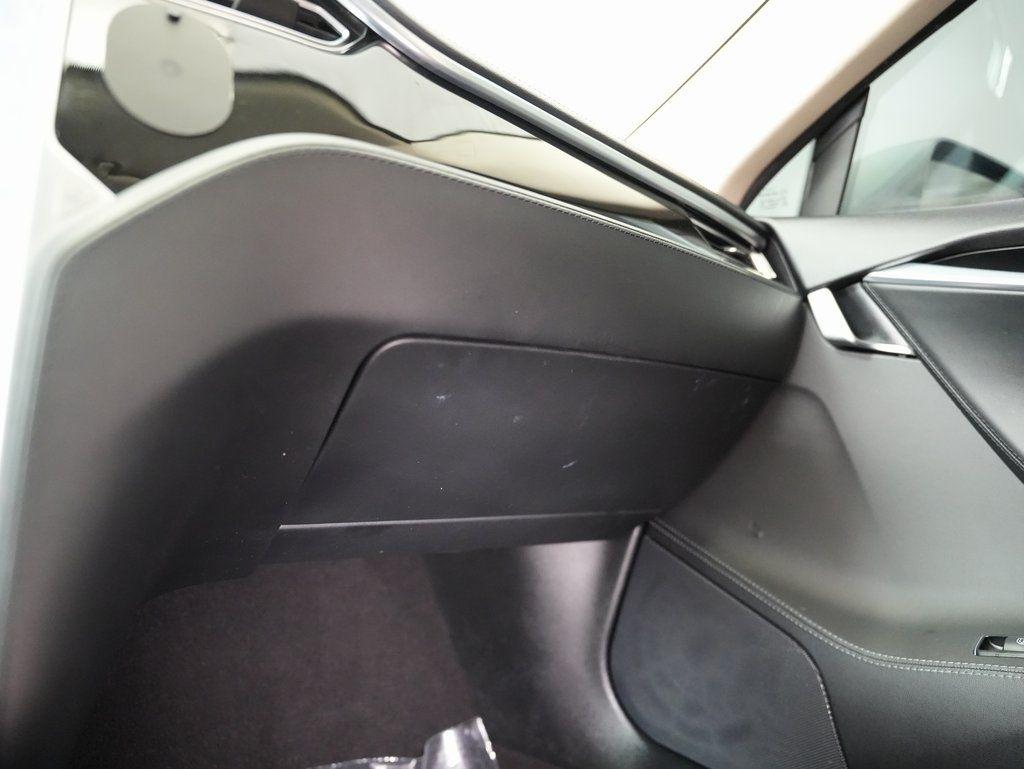 Tesla Model S 4dr Sdn 60 kWh Battery 2014