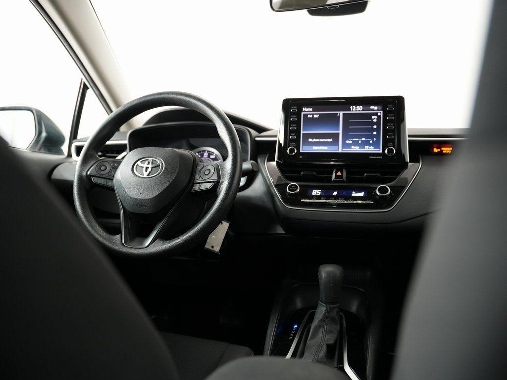Toyota Corolla LE CVT (Natl) 2021