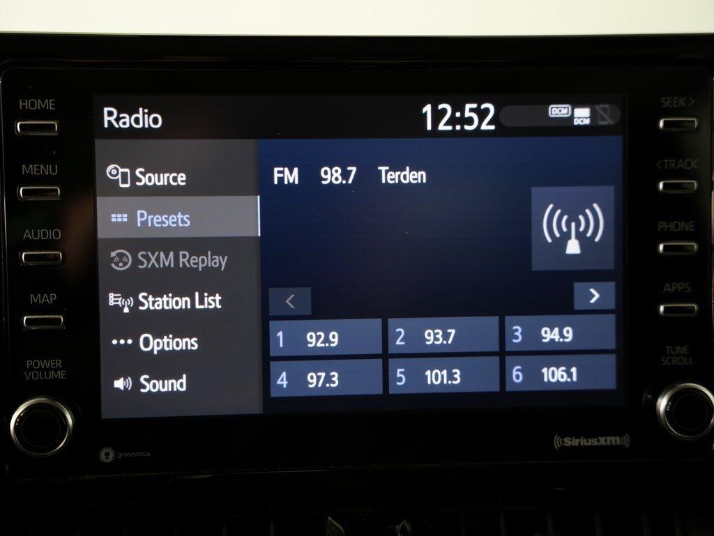 Toyota Corolla LE CVT (Natl) 2021