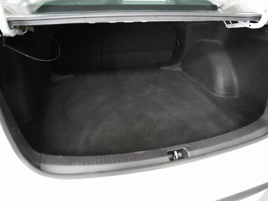 Toyota Corolla LE CVT (Natl) 2021