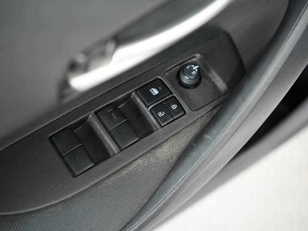 Toyota Corolla LE CVT (Natl) 2021