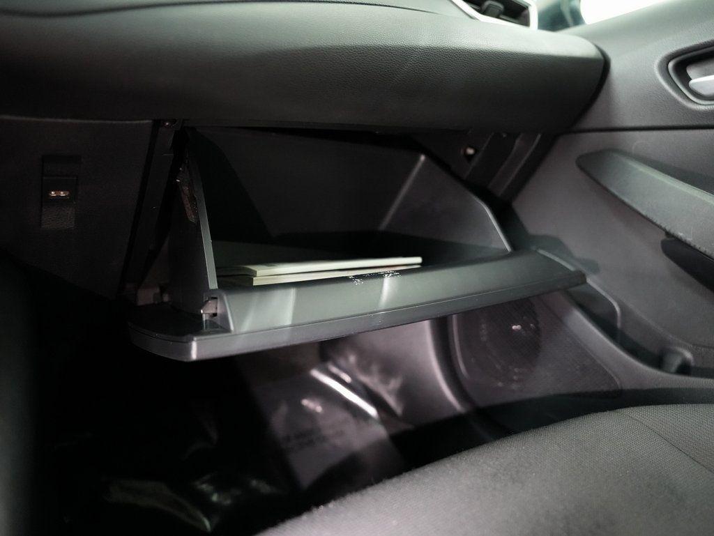 Toyota Corolla LE CVT (Natl) 2021