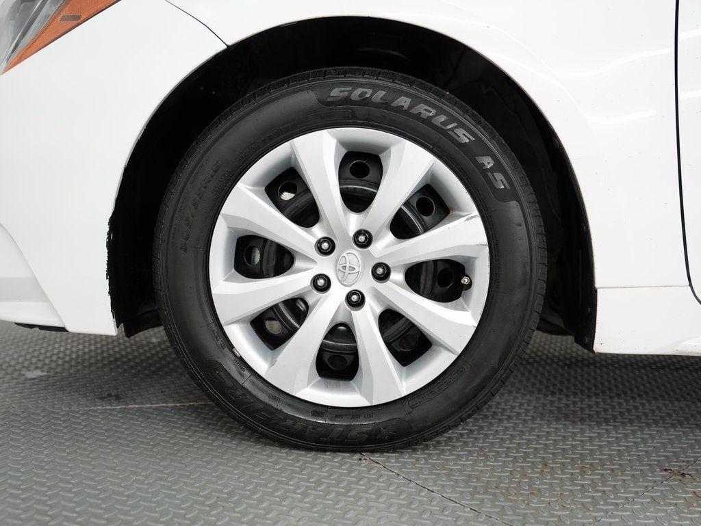 Toyota Corolla LE CVT (Natl) 2021