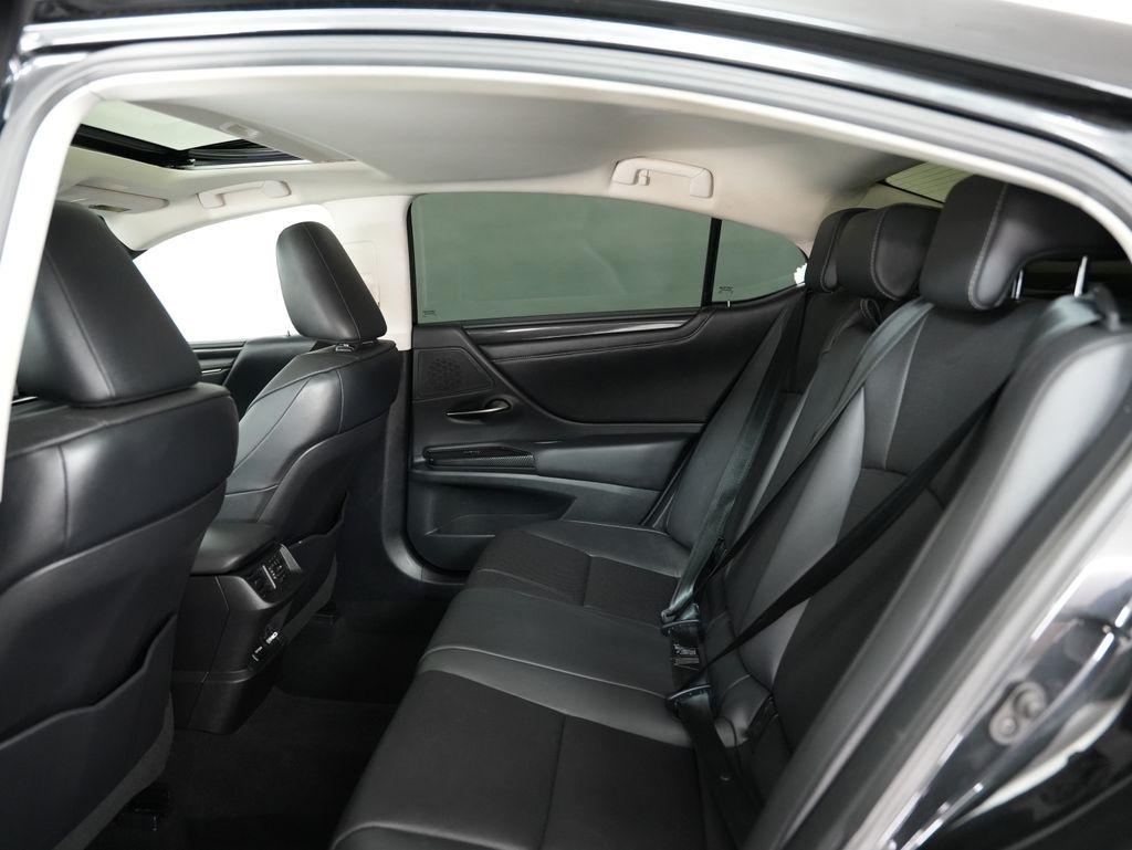 Lexus ES ES 350 FWD 2020