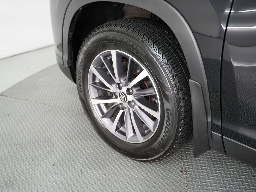 Toyota Highlander XLE V6 AWD (Natl) 2019