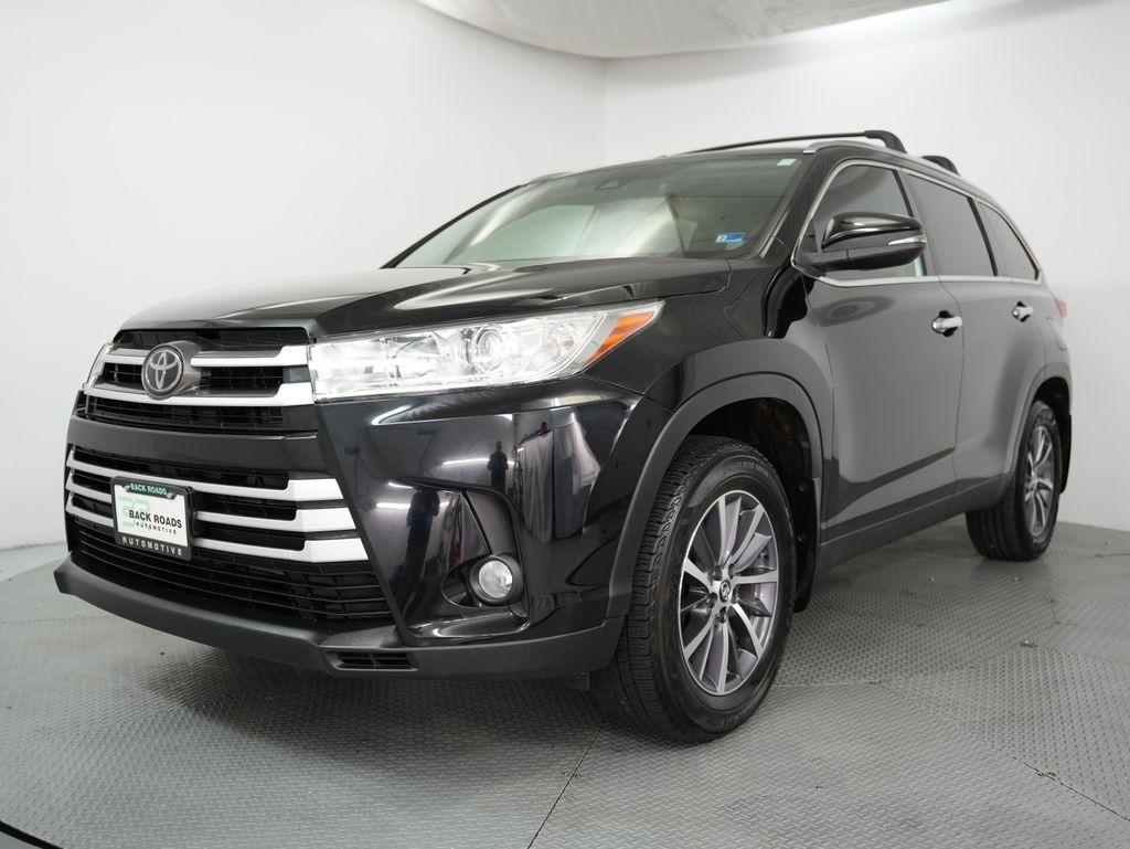 Toyota Highlander XLE V6 AWD (Natl) 2019