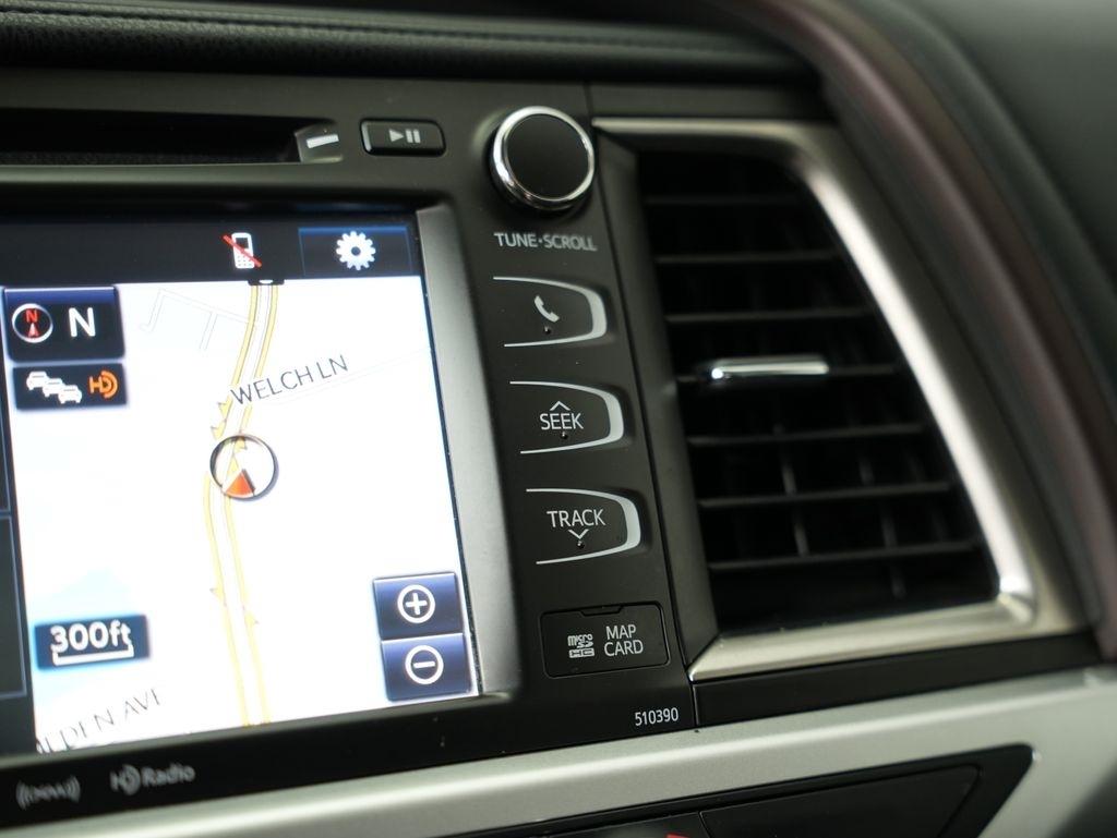 Toyota Highlander XLE V6 AWD (Natl) 2019