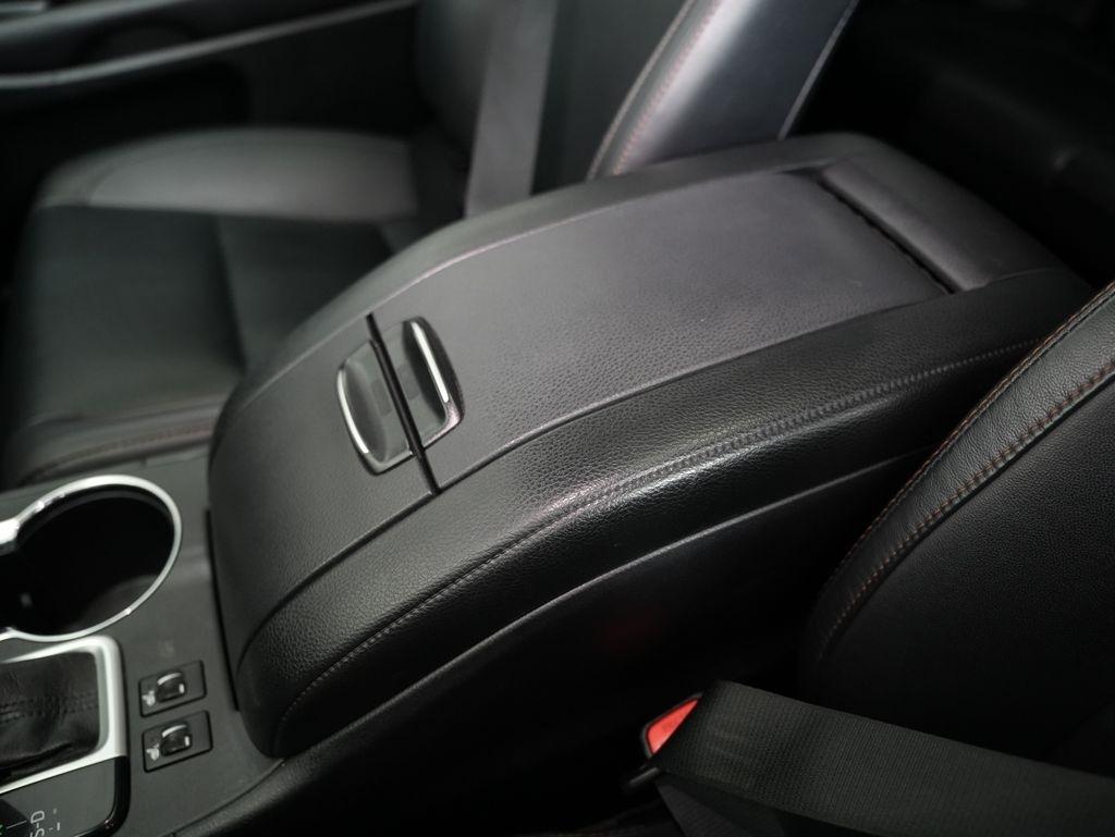 Toyota Highlander XLE V6 AWD (Natl) 2019