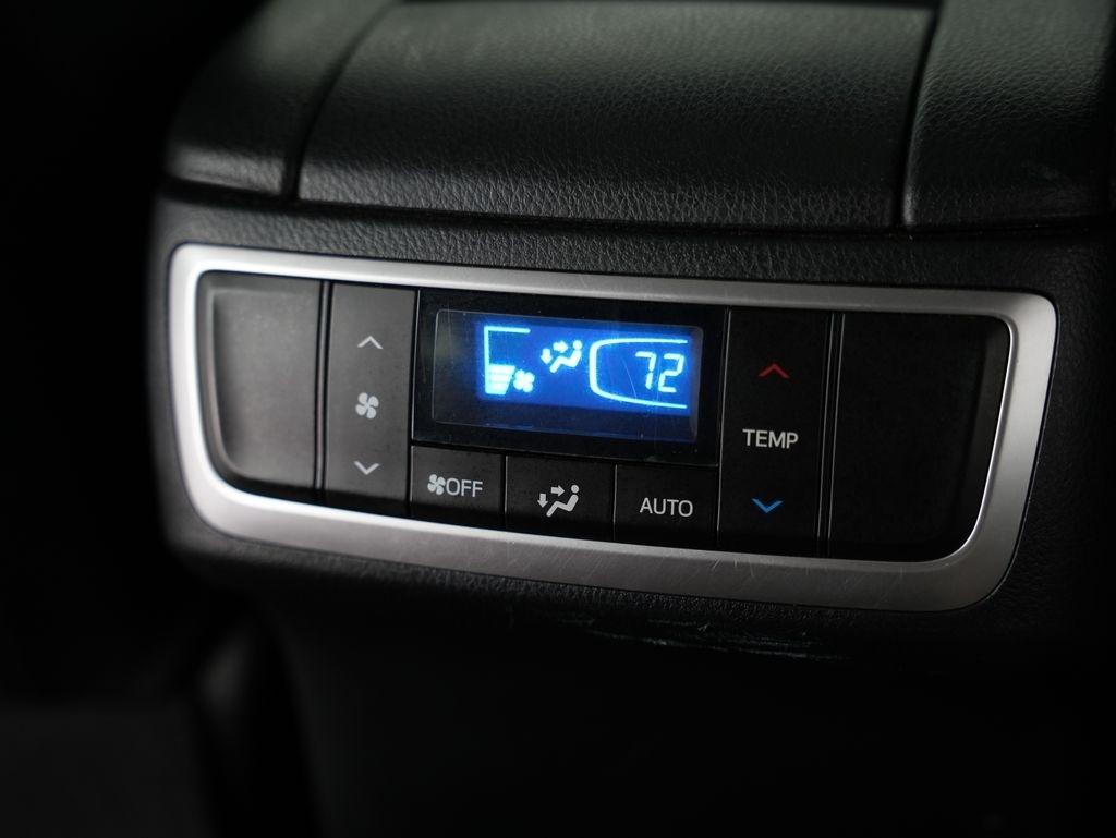 Toyota Highlander XLE V6 AWD (Natl) 2019