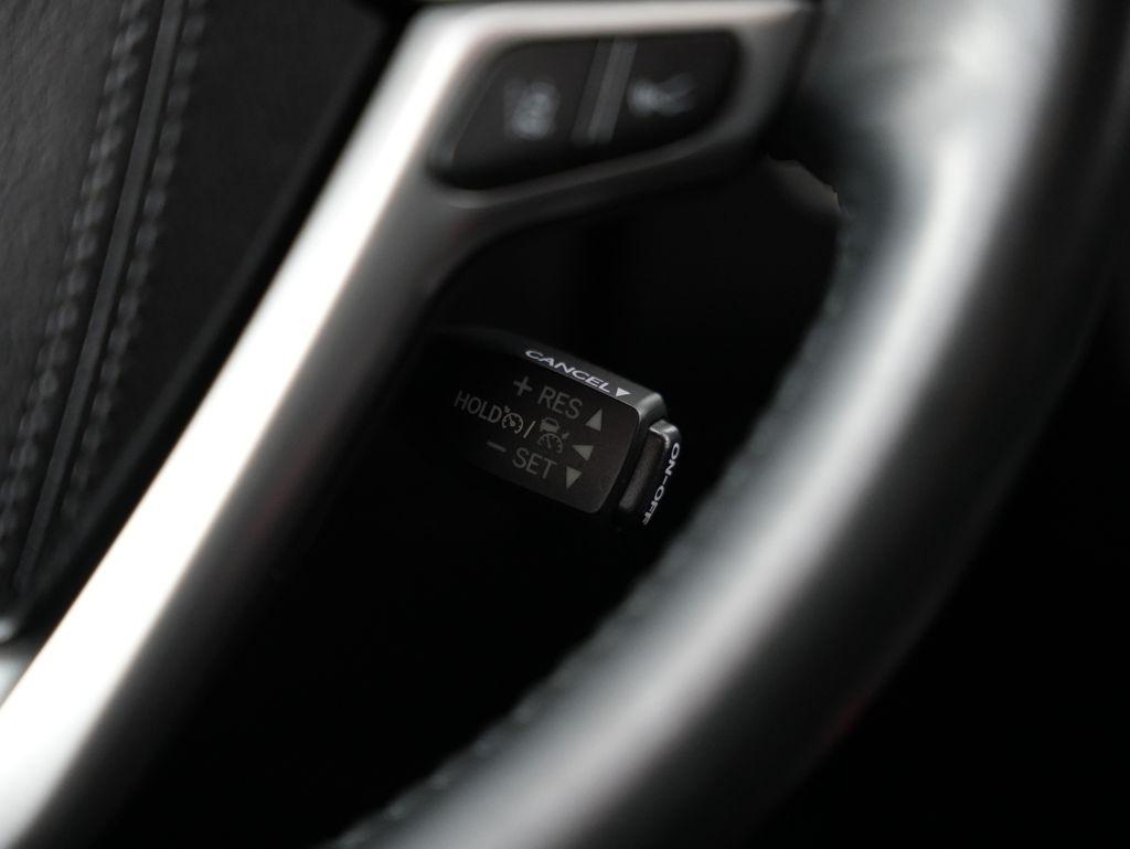 Toyota Highlander XLE V6 AWD (Natl) 2019