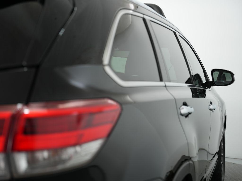 Toyota Highlander XLE V6 AWD (Natl) 2019