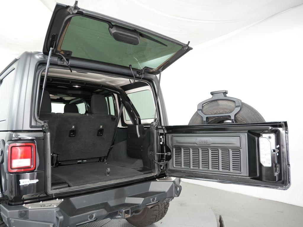 Jeep Wrangler Unlimited Sahara 4x4 2018