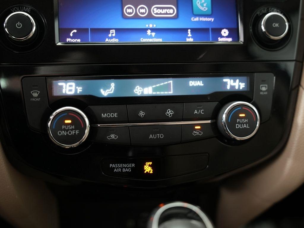 Nissan Rogue AWD SV 2018