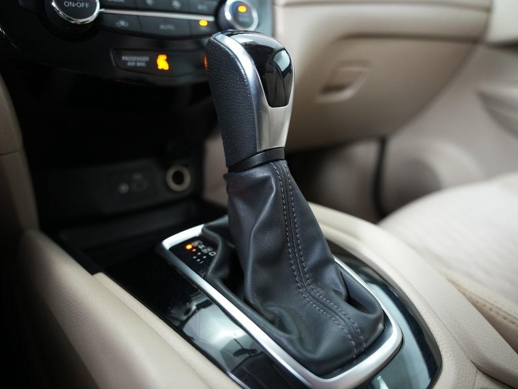 Nissan Rogue AWD SV 2018