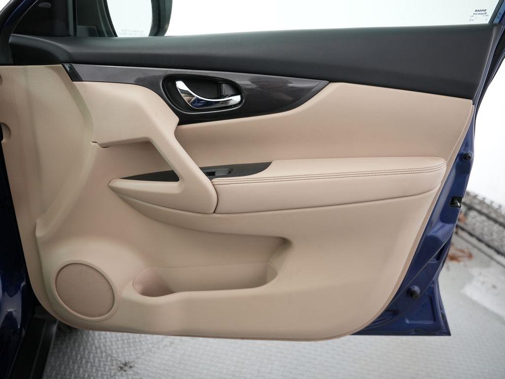 Nissan Rogue AWD SV 2018