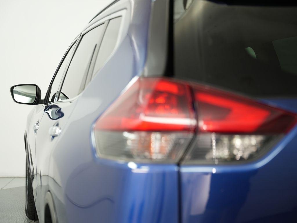 Nissan Rogue AWD SV 2018