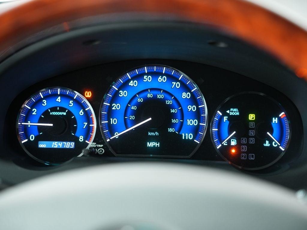 Toyota Sienna 5dr 7-Pass Van XLE AWD (Natl) 2010