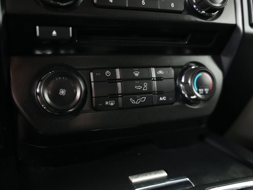 Ford F-150 Lariat 4WD SuperCrew 5.5' Box 2018