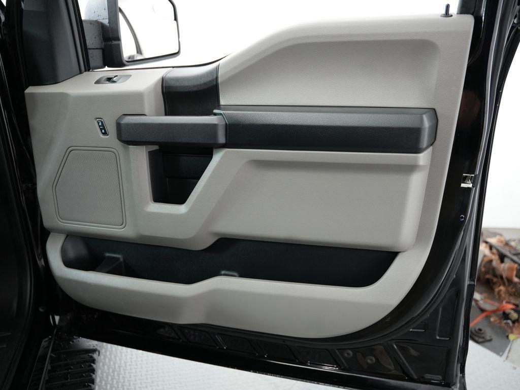 Ford F-150 Lariat 4WD SuperCrew 5.5' Box 2018