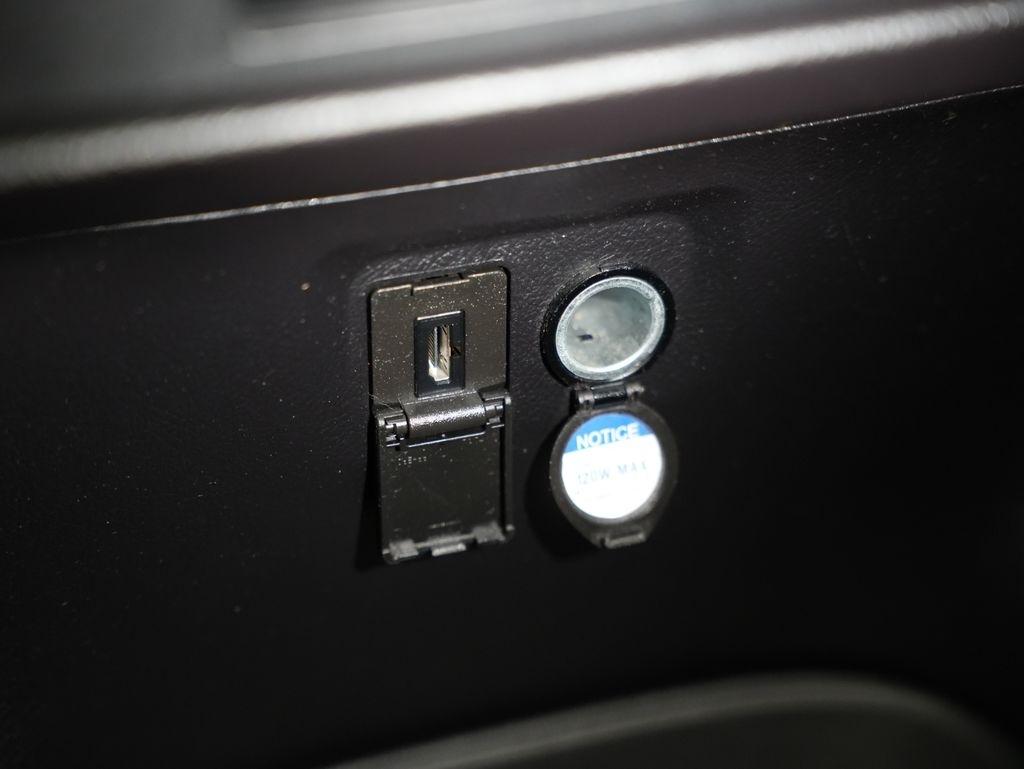 Toyota Sienna Limited Premium AWD 7-Passenger (Natl) 2018