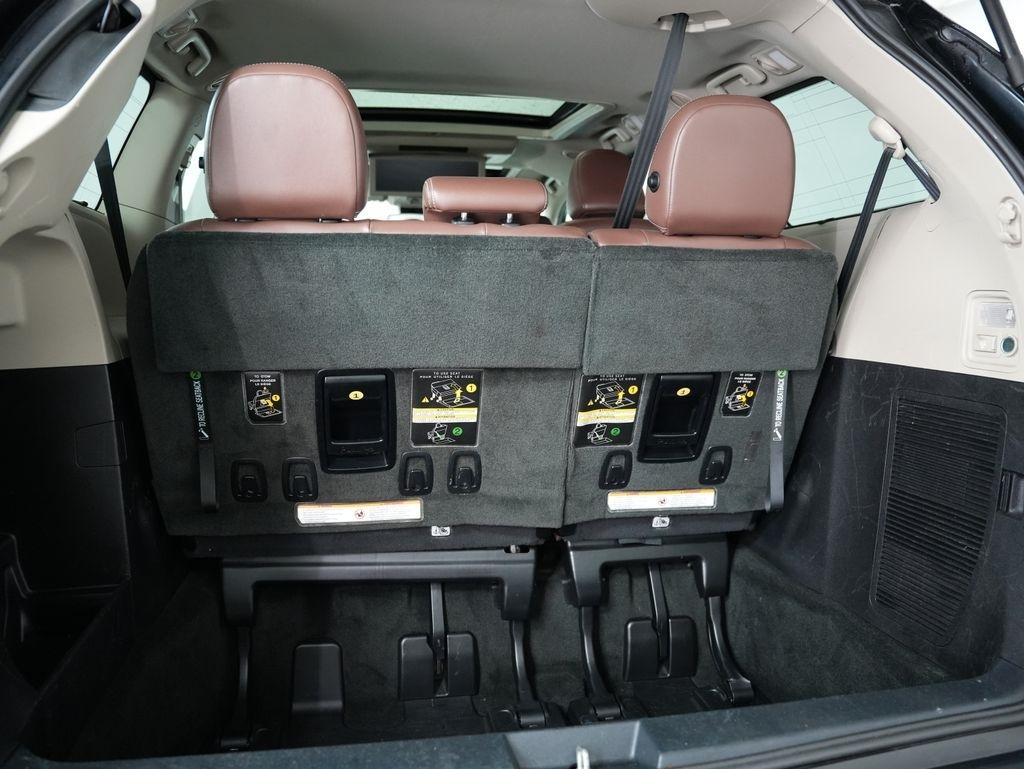 Toyota Sienna Limited Premium AWD 7-Passenger (Natl) 2018