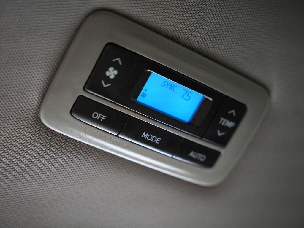 Toyota Sienna Limited Premium AWD 7-Passenger (Natl) 2018