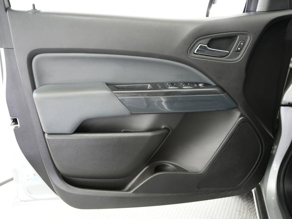 Chevrolet Colorado 4WD Crew Cab 128.3" Z71 2017