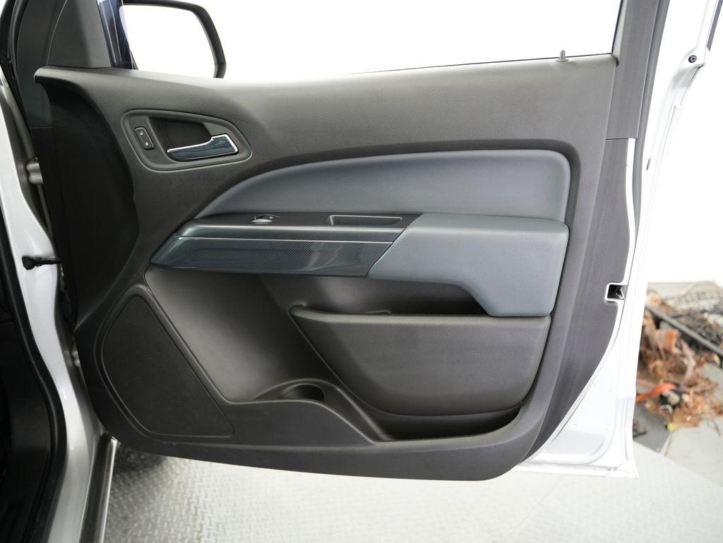 Chevrolet Colorado 4WD Crew Cab 128.3" Z71 2017