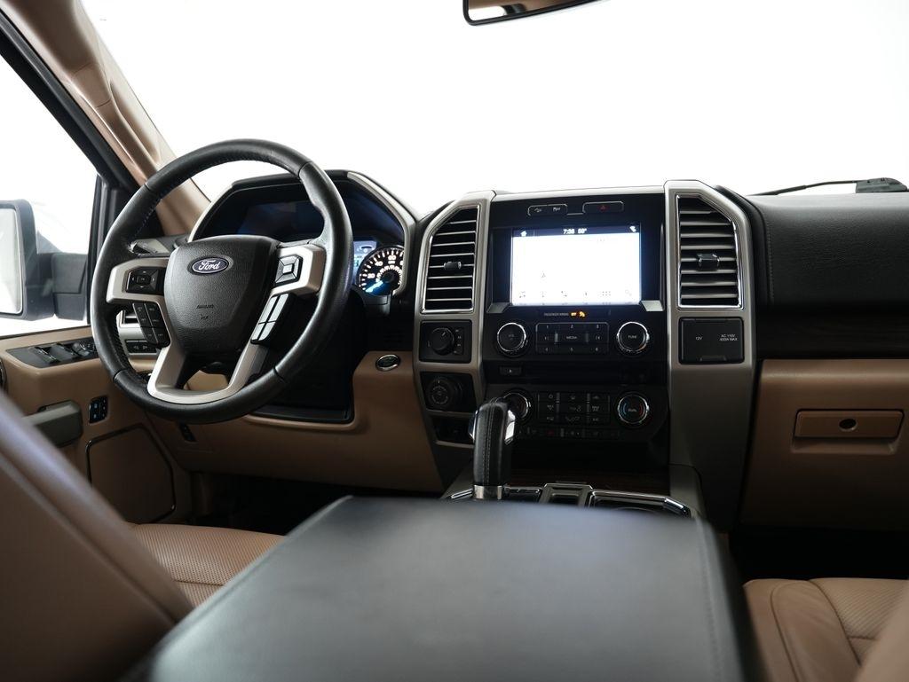 Ford F-150 4WD SuperCrew 145" King Ranch 2016