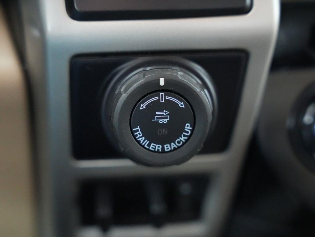 Ford F-150 4WD SuperCrew 145" King Ranch 2016