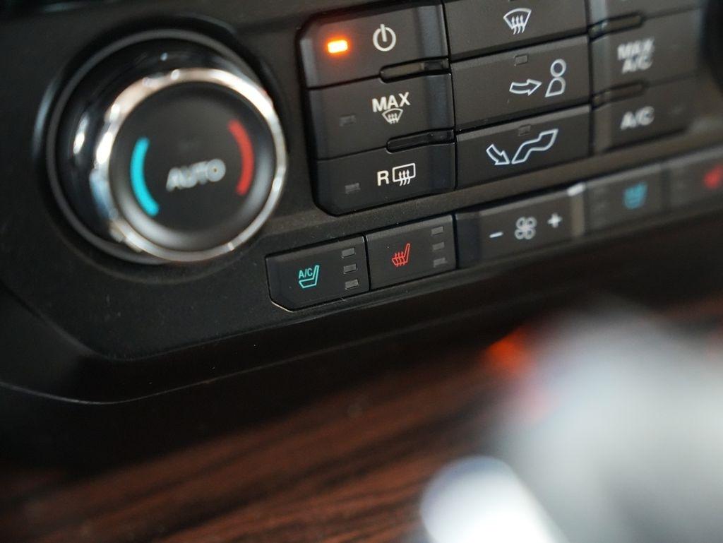 Ford F-150 4WD SuperCrew 145" King Ranch 2016