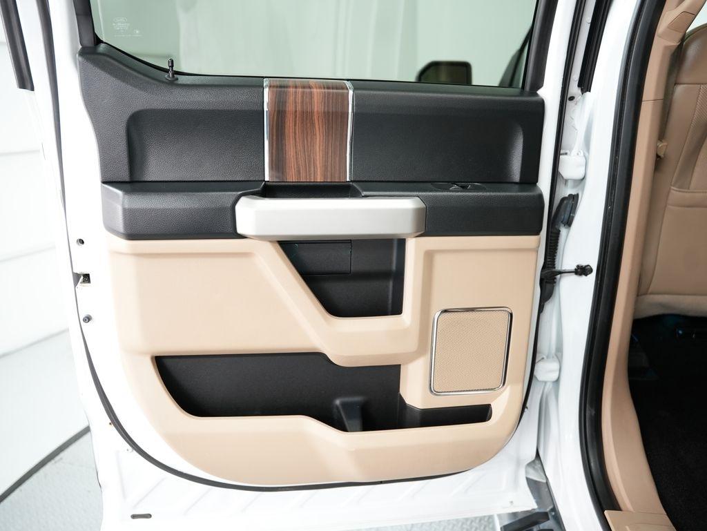 Ford F-150 4WD SuperCrew 145" King Ranch 2016