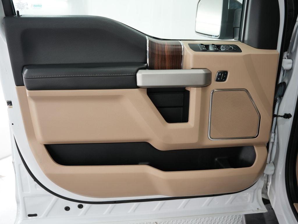 Ford F-150 4WD SuperCrew 145" King Ranch 2016