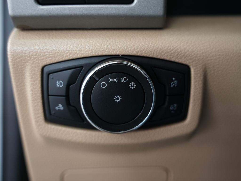 Ford F-150 4WD SuperCrew 145" King Ranch 2016