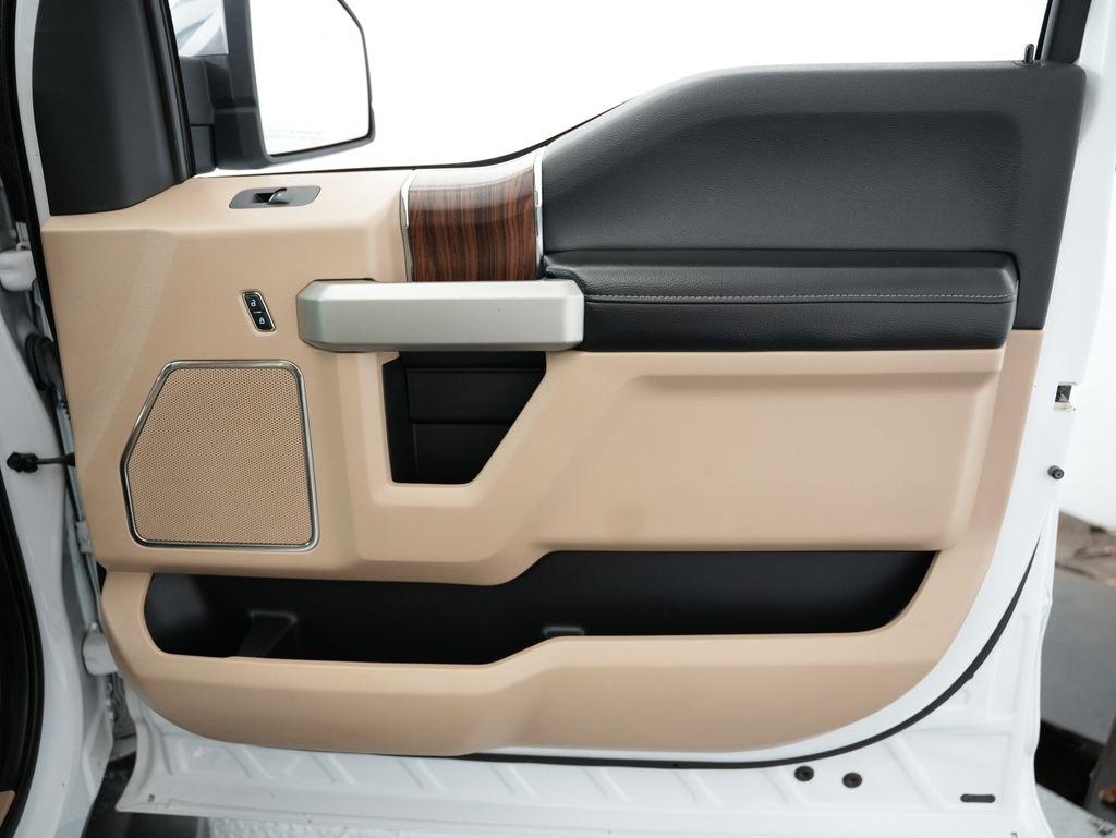 Ford F-150 4WD SuperCrew 145" King Ranch 2016